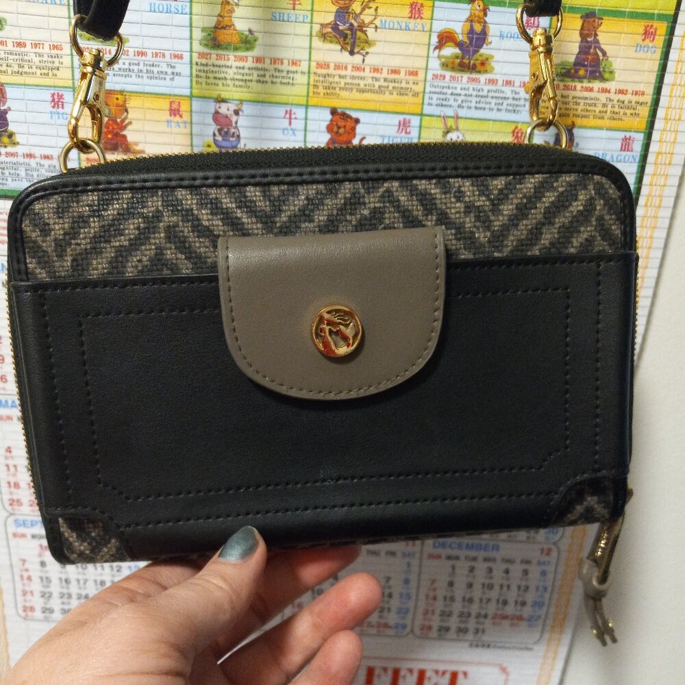 Spartina 449 Crossbody Wallet